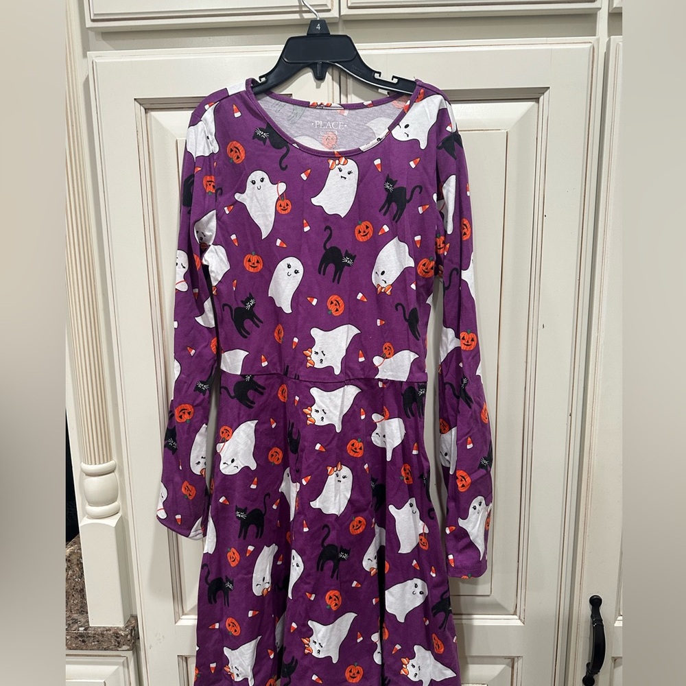 Children’s Place Halloween dress, only worn once. EUC. Size 10/12.